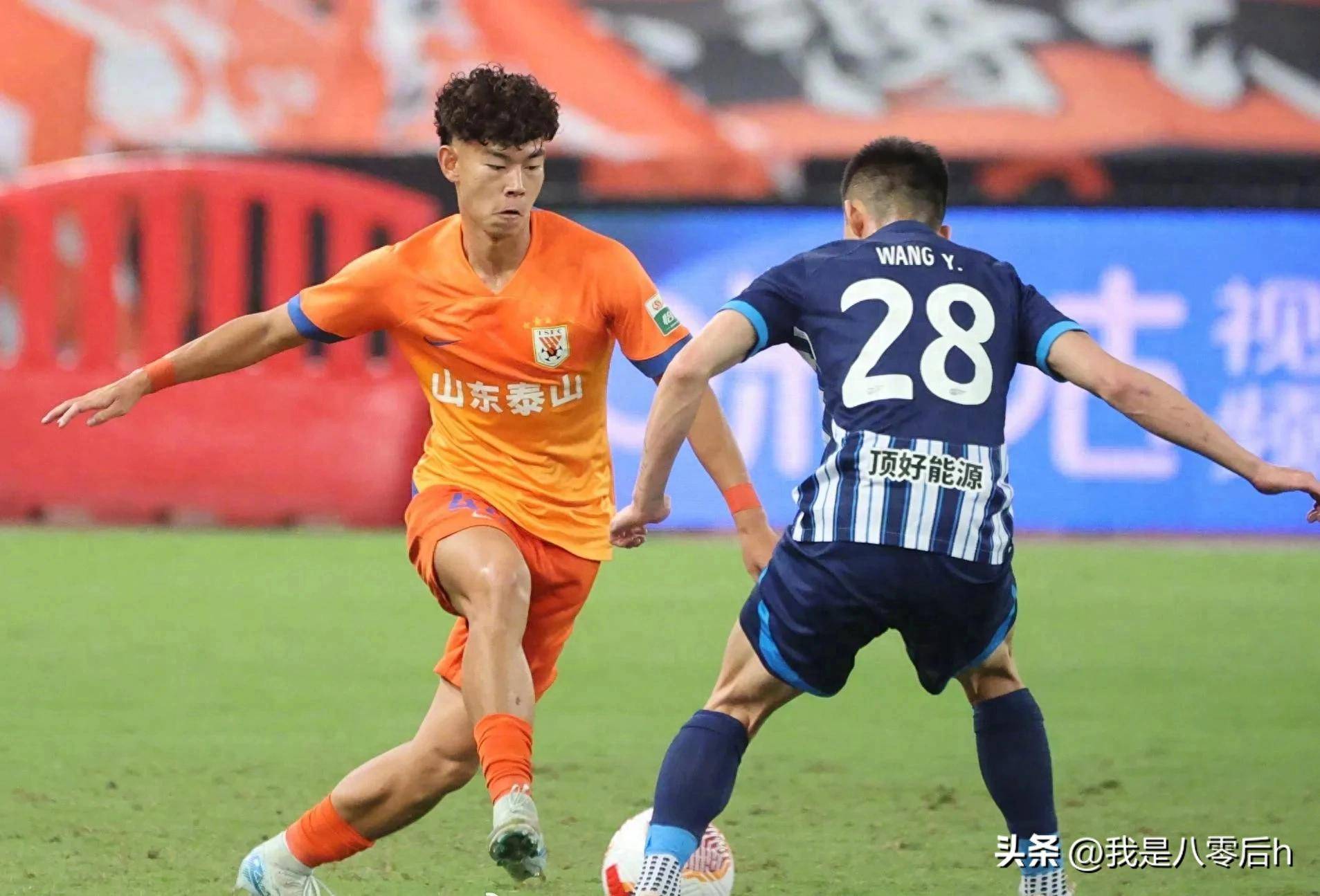 欧宝体育电脑版官网-集结日体能课后，武汉三镇内部沟通备战法甲，底气十足，资深球员宣示担当